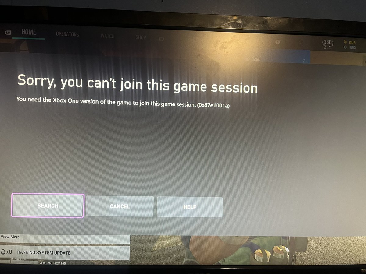 ImAboutToFail's tweet photo. Hey @Rainbow6Game @UbisoftSupport @XboxSupport whats going on with siege? All day today I havent been able to join/invite my friends. The 1st pic is what my friend sees after accepting my invite, the 2nd pic is what I get after accepting an invite. This happened w 2 different ppl https://t.co/9wBki1HgWL