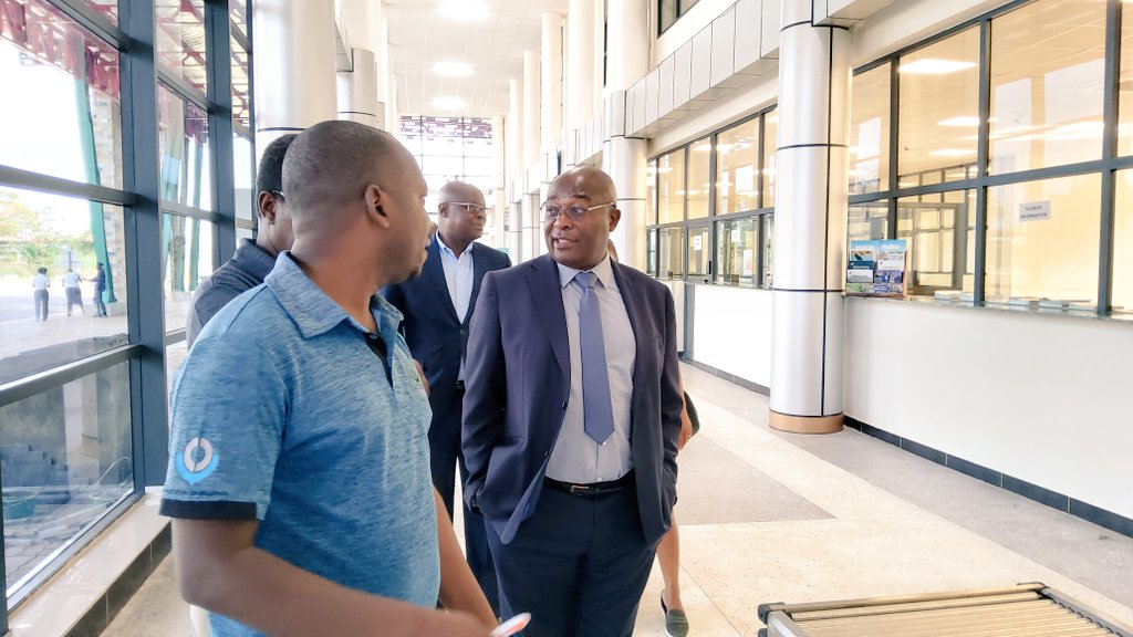 MRA_Malawi's tweet image. This morning, MRA's Commissioner General Mr John Biziwick is inspecting Mchinji OSBP prior to its official launch on Wednesday 7th December 2022. He was joined by officials from MRA's Administration, Corporate Affairs, Modernization and Customs &amp;amp; Excise Divisions #OSBP #Malawi