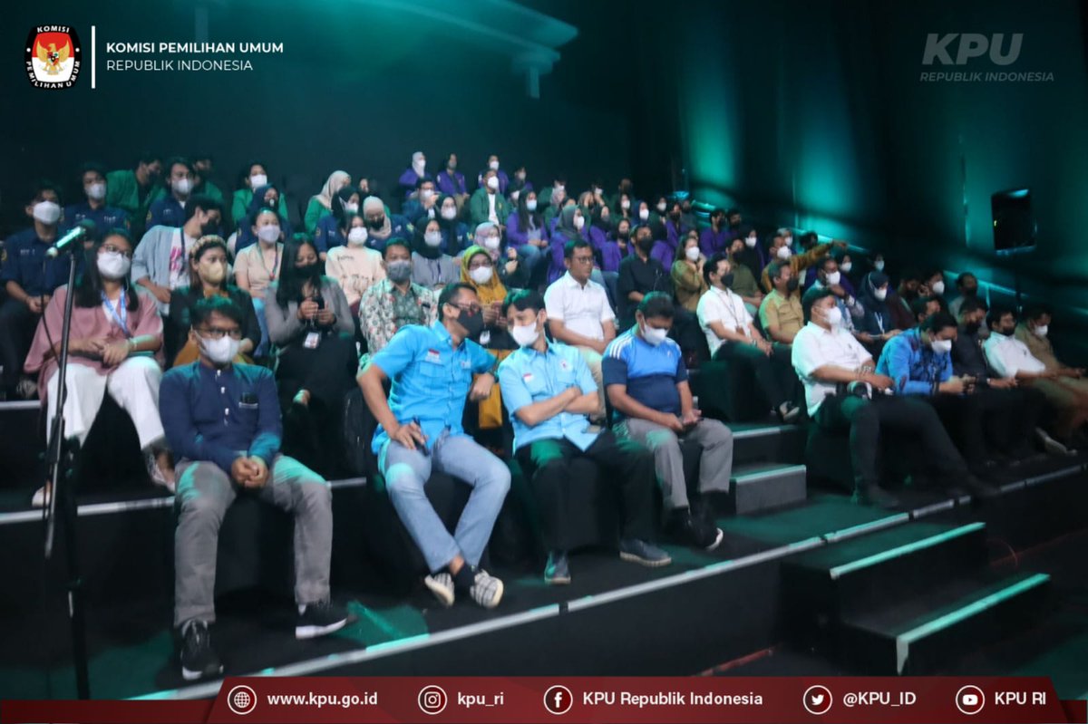 KPU_ID's tweet photo. Terkait verifikasi administrasi dan faktual, Idham mengatakan semua berjalan dengan lancar dan sesuai regulasi. Ia mengatakan isu-isu yang berkembang merupakan hal biasa karena semua ini merupakan kerja politik. https://t.co/c1Y8iv8wVt