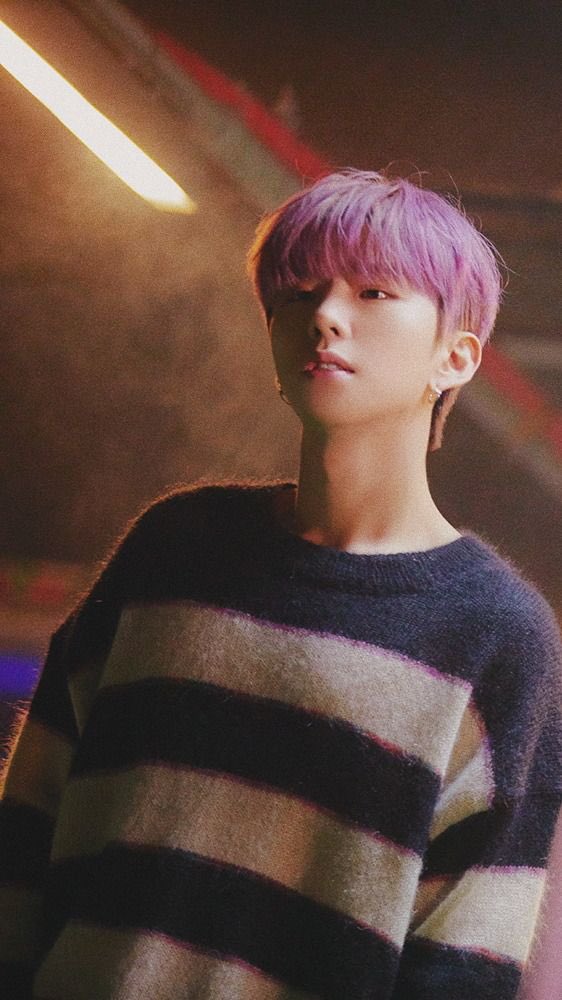 Lee Aster 

High quality android
Still under testing and development
mourningthedead.carrd.co