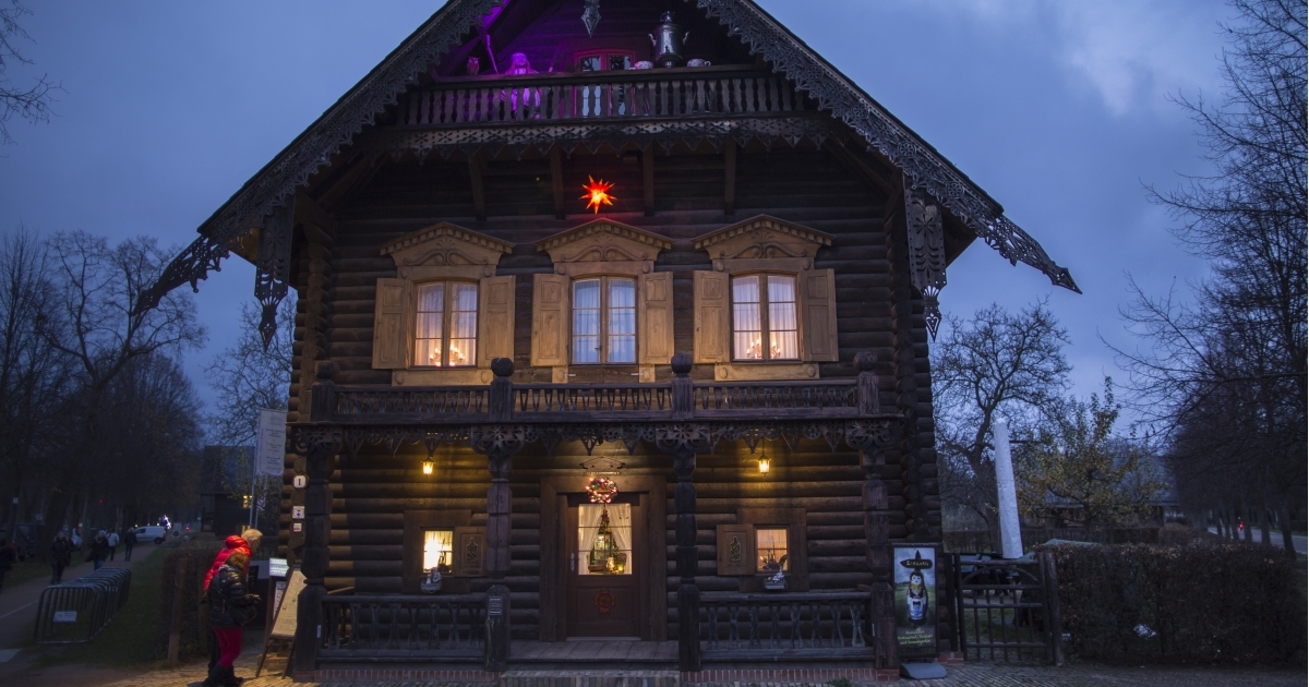 🎄 Brandenburg im Advent🎄

📍 Russische Kolonie Alexandrowka in Potsdam

#nachbrandenburg #deinpotsdam <a href="/Dein_Potsdam/">DeinPotsdam</a>