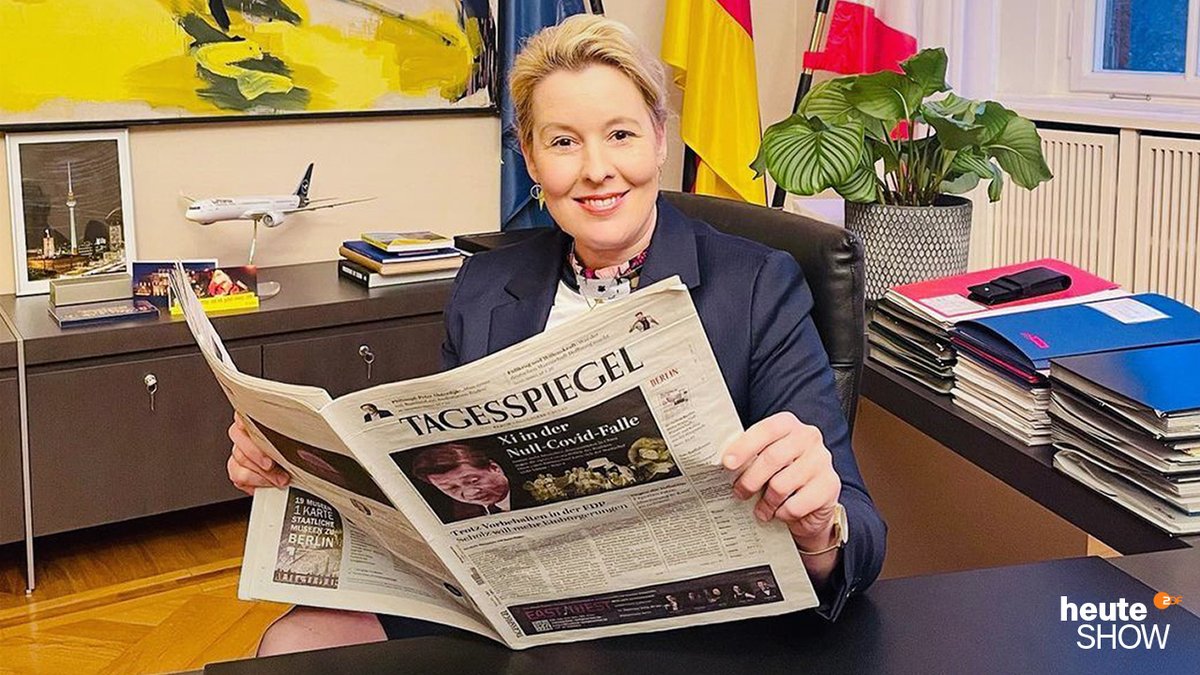 Ich um 19:27 Uhr: Boah, jetzt erstmal auf die Couch, war ein harter Tag im Büro!

Der harte Tag im Büro: