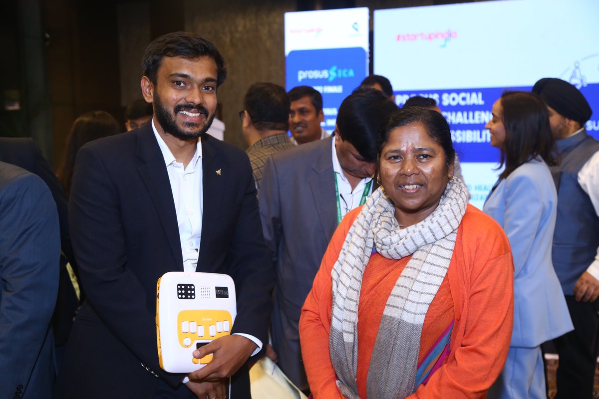 thinkerbelllabs's tweet image. Co-founder @moadkid with The Honourable Minister of State for Social Justice and Empowerment, @PratimaBhoumik, at PROSUS SICA 2022 Finale. Grateful for this wonderful opportunity, @Prosusgroup and the dignitaries of @MSJEGOI

#Annie #ThinkerbellLabs #WorldDisabilityDay2022