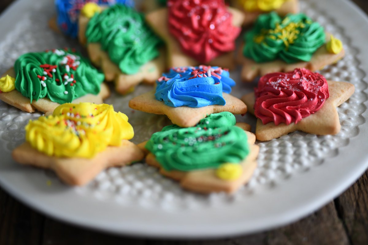 ‘Tis the season to indulge in all of the sweet treats from White House Fruit Farm. Our bakery is stocked with holiday favorites including cookies, pies, donuts and more. Open 9-5 Monday - Saturday &amp; 12-5 on Sunday. See you on the farm. #WHFFcookies #ChristmasCookies #BakedGoods