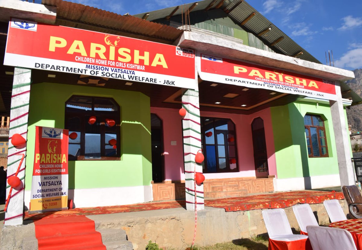 DKishtwar's tweet photo. Admin Sec. H&amp;ME (Visiting Officer MC Kishtwar MTMP 2.0) Sh. @iasbhupinder in presence of   @dckishtwar @Devansh_IAS inaugurated PARISHA (Children Home for Girls Kishtwar) under Mission Vatsalya of Social Welfare Deptt, as a part of My Town My Pride 2.0

@diprjk 
@PMOIndia https://t.co/W0fY5xQIEu