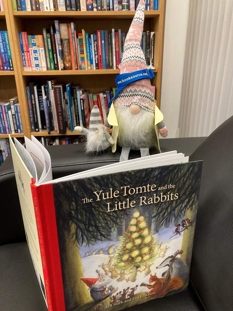 Tinsel &amp; Bauble love to do a spot of reading on their lunchbreak. Today they are catching up with <a href="/FlorisBooks/">Floris Books</a> The Yule Tomte and the Little Rabbits and it's proving to be very popular!