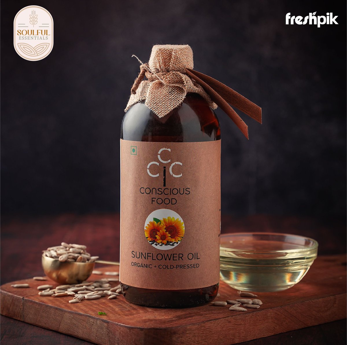 A touch of summer to sunny up your sides.

Choose from our cold-pressed and organic Sunflower Oils to keep your meals classic and delicious..

Find your everyday staples at Freshpik, Jio World Drive.

#SoulfulEssentials #ColdPressedOils
#Freshpik #MakeItYourFreshpik
