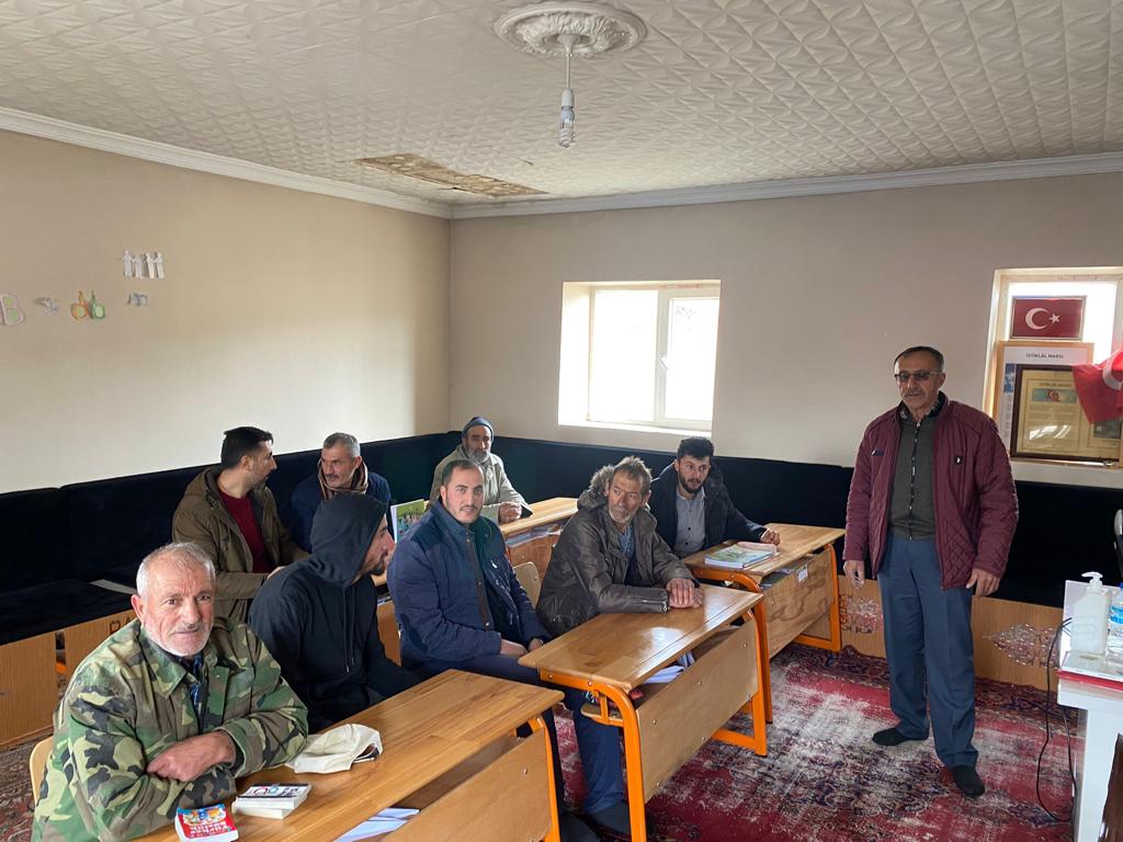 🏘️Yukarı Danişmend, Sunak,Kotandüzü ve Ovaköy yaşam merkezlerinde açtığımız Tarım kurslarımızla <a href="/PasinlerHEM/">Pasinler Halk Eğitimi Merkezi</a> yanıbaşınızda...
 <a href="/PasinlerMEM/">PASİNLER İLÇE MİLLİ EĞİTİM MÜDÜRLÜĞÜ</a> <a href="/Fatih_Akt/">Fatih Aktaş</a> <a href="/UgurBNGL/">UĞUR BİNGÖL</a> <a href="/Muratergnnn/">Murat Ergün</a>
<a href="/Turkhtbzkrt/">H.Türk</a> 
<a href="/emrezeyrekk/">Emre Zeyrek</a> <a href="/hakancinarmem/">Hakan ÇINAR</a>
<a href="/skaygusuz/">Salih Kaygusuz</a> <a href="/sdulger43/">Sabahattin DÜLGER</a> <a href="/tcmeb/">Millî Eğitim Bakanlığı</a> @hayatboyuailesi