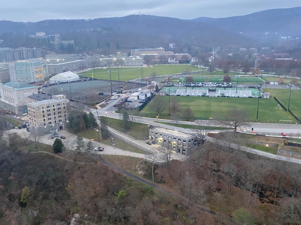 6_6acs's tweet photo. On our way to stage for a very top secret mission and wanted to provide a wakeup and a little morning motivation to @WestPoint_USMA to BEAT NAVY this week!

@10thCAB 
@10MTNDIV https://t.co/E11Q3wULAD