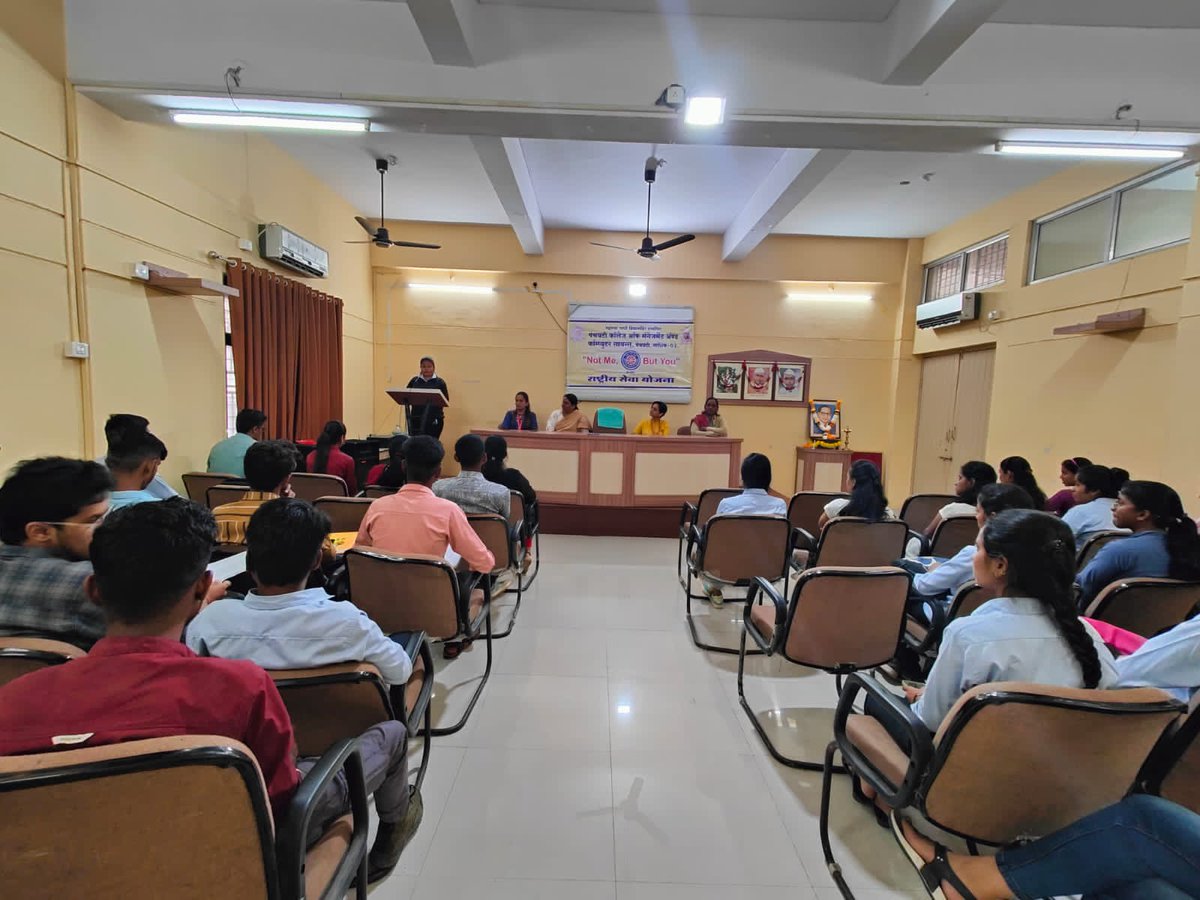 NSS_PCMCS's tweet image. Mahatma Gandhi Vidyamandir's Panchavati College of Management and Computer Science, Nashik
On the occasion of "Mahaparinirvan Diwas" on 06/12/2022
