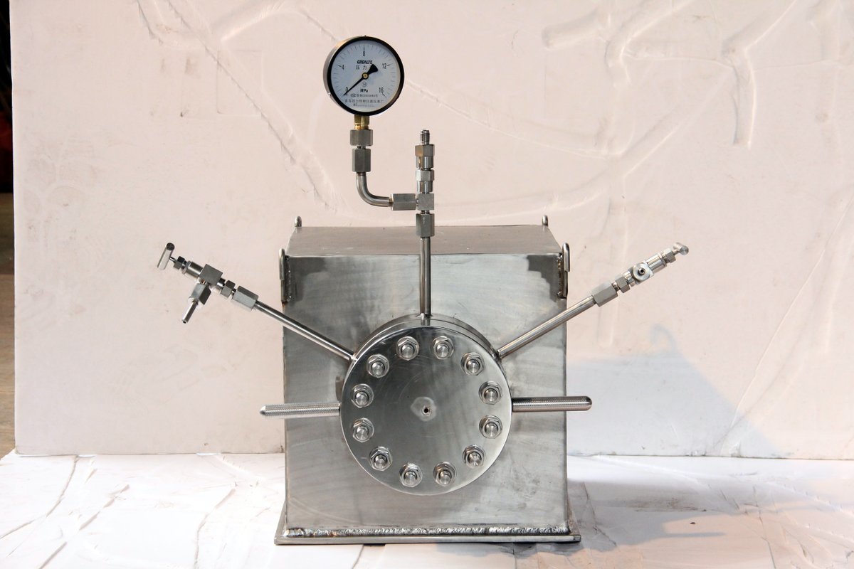 HXCHEM_GROUP's tweet image. Hi,this is HXCHEM,a manufacturer from China. We can customize chemical equipment as your demands. Feel free to contact us！ Website:  huixinchem.cn #horizontalreactor #reactormanufacturer #chinafactory