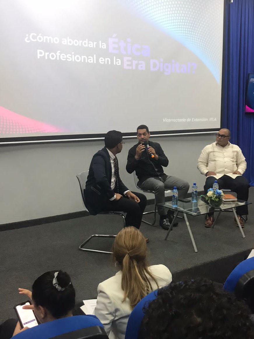 cedetecivirtual's tweet photo. Uno de nuestros miembros, @IsraelPeraltab participa del Foro: ¿Cómo abordar la Ética profesional en la Era Digital? junto a otros colaboradores. 

#cedeteciesinnovación
#cedeteciyetica
#eticaprofesional
#cedeteciesdesarrollo https://t.co/HJ99Yye4Sp