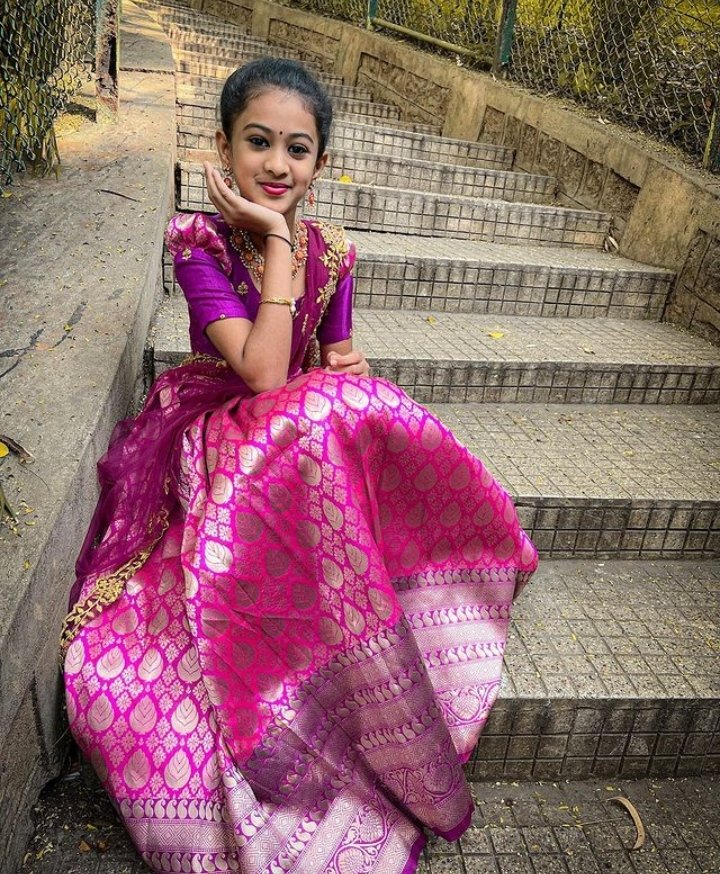 Bindassayushi's tweet photo. A Simple Dimple Photography 😌

#BLACKPINK
#photography

#FIFAWorldCup https://t.co/8Lljo0eDAj