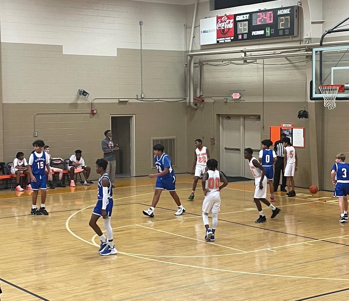 mattingram63's tweet photo. Congratulations to CMS Boys Head Basketball Coach on his 100th Victory as our Blue Raider coach with a victory over East Ridge 48-27. Congratulations Coach Morris! https://t.co/kRxA5H3nSZ