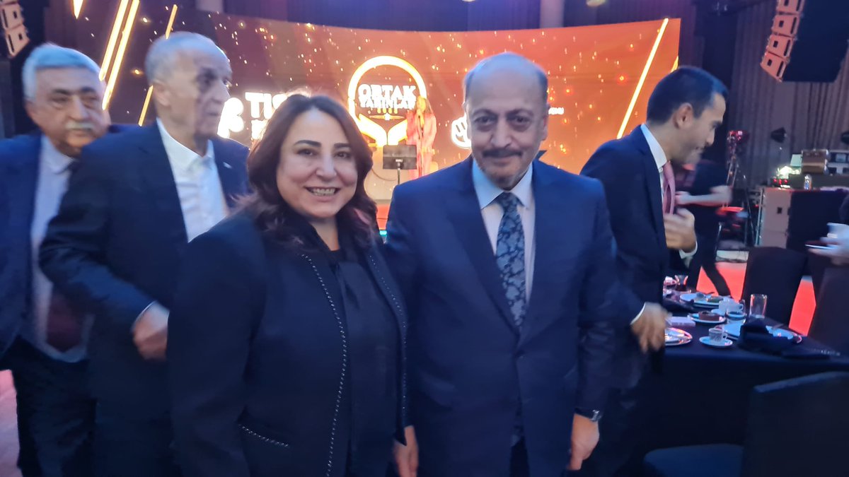EskisehirMem's tweet photo. 🏆Eskişehir İl Milli Eğitim Müdürlüğü’nde Ödül Gururu!

İl Milli Eğitim Müdürlüğümüz yürütücülüğünde gerçekleştirilen “Sosyal Kooperatifimizle Çalışma Yaşamındayız” adlı projemiz TİSK tarafından düzenlenen 2022 Ortak Yarınlar Ödülüne layık görüldü.

👉https://t.co/zj2xiOHs7I https://t.co/sP52PqMnxL