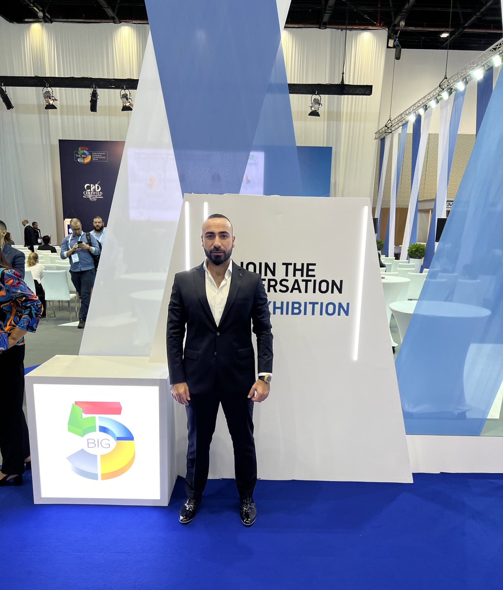 chillwildlife95's tweet image. #thebig5