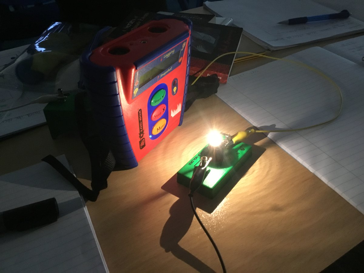 BellfieldJunior's tweet photo. Zephaniah really enjoyed using the data loggers to investigate how the number of cells in a circuit affects the brightness of a bulb! #BJSScience https://t.co/JVmEHCSnj5