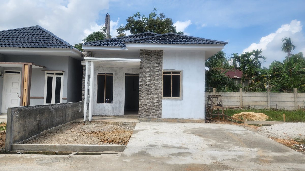 NovriLasmita1's tweet photo. Perum Ranah Tapian Fajar 
Type 45/112  Lokasi : Jl. Lingkar Danau Buatan (di blkg TVRI) - Rumbai 
*Dpt kn PROMO Akhir th DESEMBER CERIA &amp; BONUS MENARIK LAINNYA* DP Hanya 10 jt Saja FREE BIAYA LAIN" Sisa Hny 8 Unit Sj Ya Guyu , jngn Smpai Kehabisan, Siapa Cpt Dia Dpt 081381891996 https://t.co/cayOYLEJTd