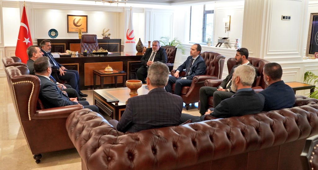 mucahit2929's tweet photo. Mil-Sen Heyeti Olarak Yeniden Refah Partisi Genel Başkanı Dr.Fatih ERBAKAN'a Hayırlı Olsun Ziyareti.

Ziyarette #3600EkGösterge adaletsizliği, #YHS'ye kadro ve yeni yılda memur maaşına yapılacak ilave iyileştirme konularının gündeme getirilmesi için desteklerini istedik.
#MİLSEN https://t.co/tGU1JEfBcY