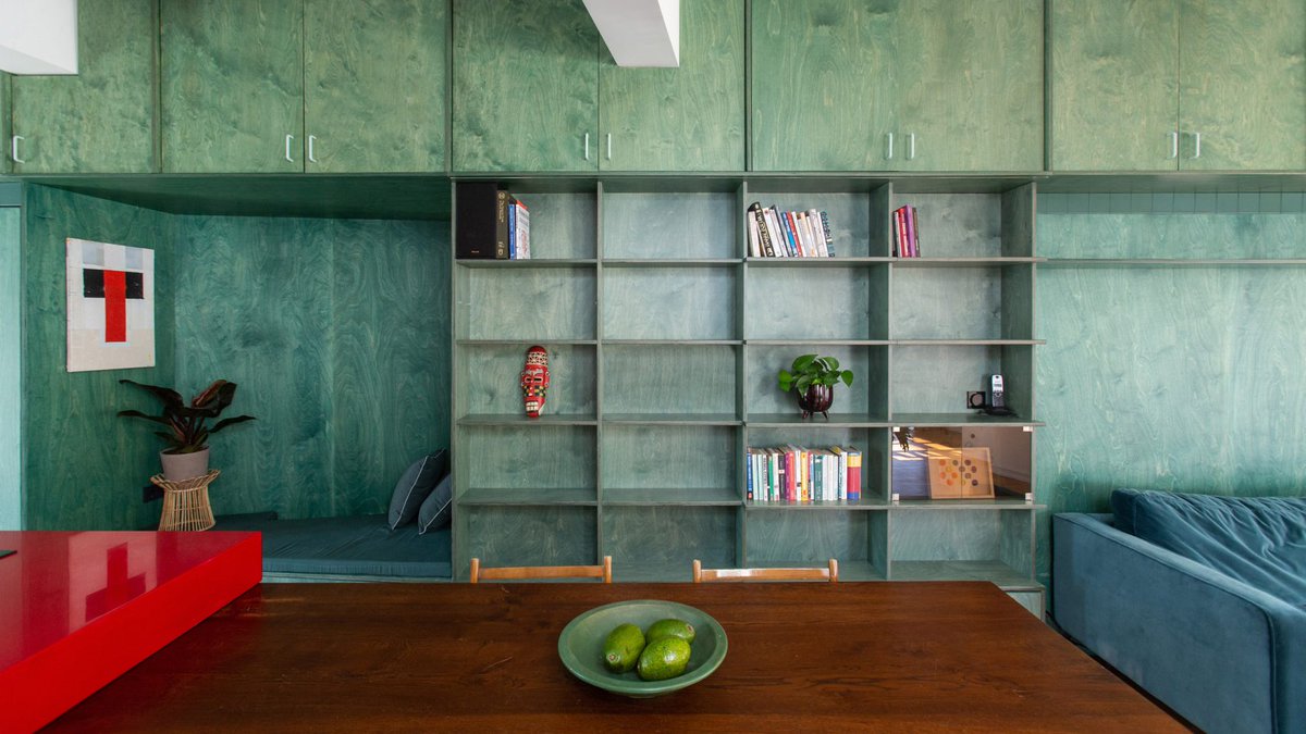 dezeen's tweet photo. Point Supreme Architects used colour to define different functions in this Athens apartment: 
https://t.co/ywK5XUdSvX https://t.co/rt7C0fyRVA