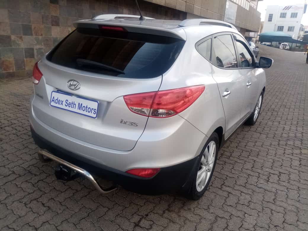 LifeAdex's tweet image. Hyundai ix35 2.0 Engine Automatic km 98000 leather interior Petrol airbags Radio CD fm usb PRICE  R140000 PLC call this number 0629164359 or 0726531410 my address is No 650 louis botha avenue bramley jhb finance and blacklisted Rent to own