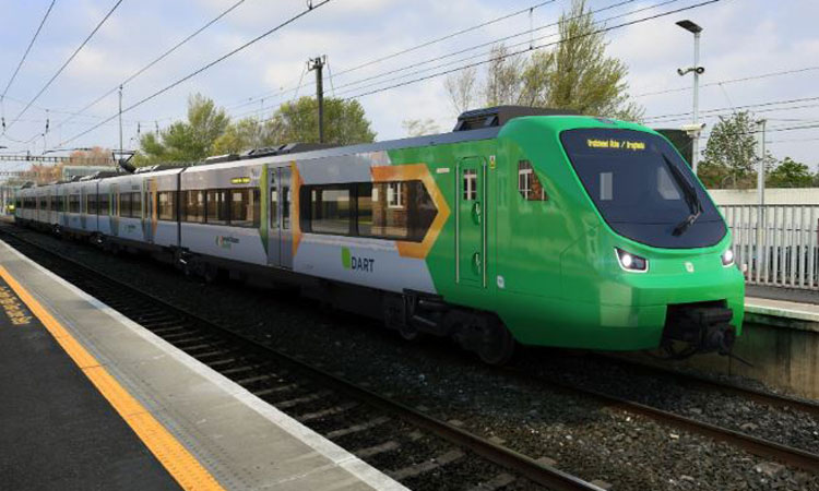 GlobalRailway's tweet photo. .@IrishRailhas ordered an additional 18 battery-electric multiple units (#BEMUs) from @Alstom, aiming to boost the #sustainability of Ireland’s busiest #commuter belt. Read more here: https://t.co/j2qAwvq6vV https://t.co/6COvwl2PoG