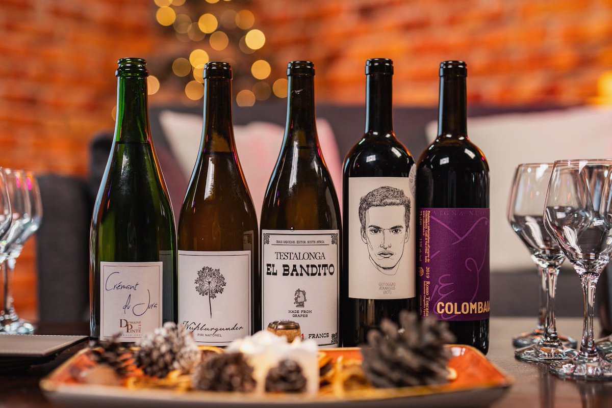 HexawareGlobal's tweet photo. We had a truly cheerful end to this year’s celebrations at HexaRising 2022, where our guests had a memorable time tasting the best natural wines with Isabelle Legeron MW.
#HexaRising2022 #HexaLife #CreatingSmiles https://t.co/7p8IfgVn5o