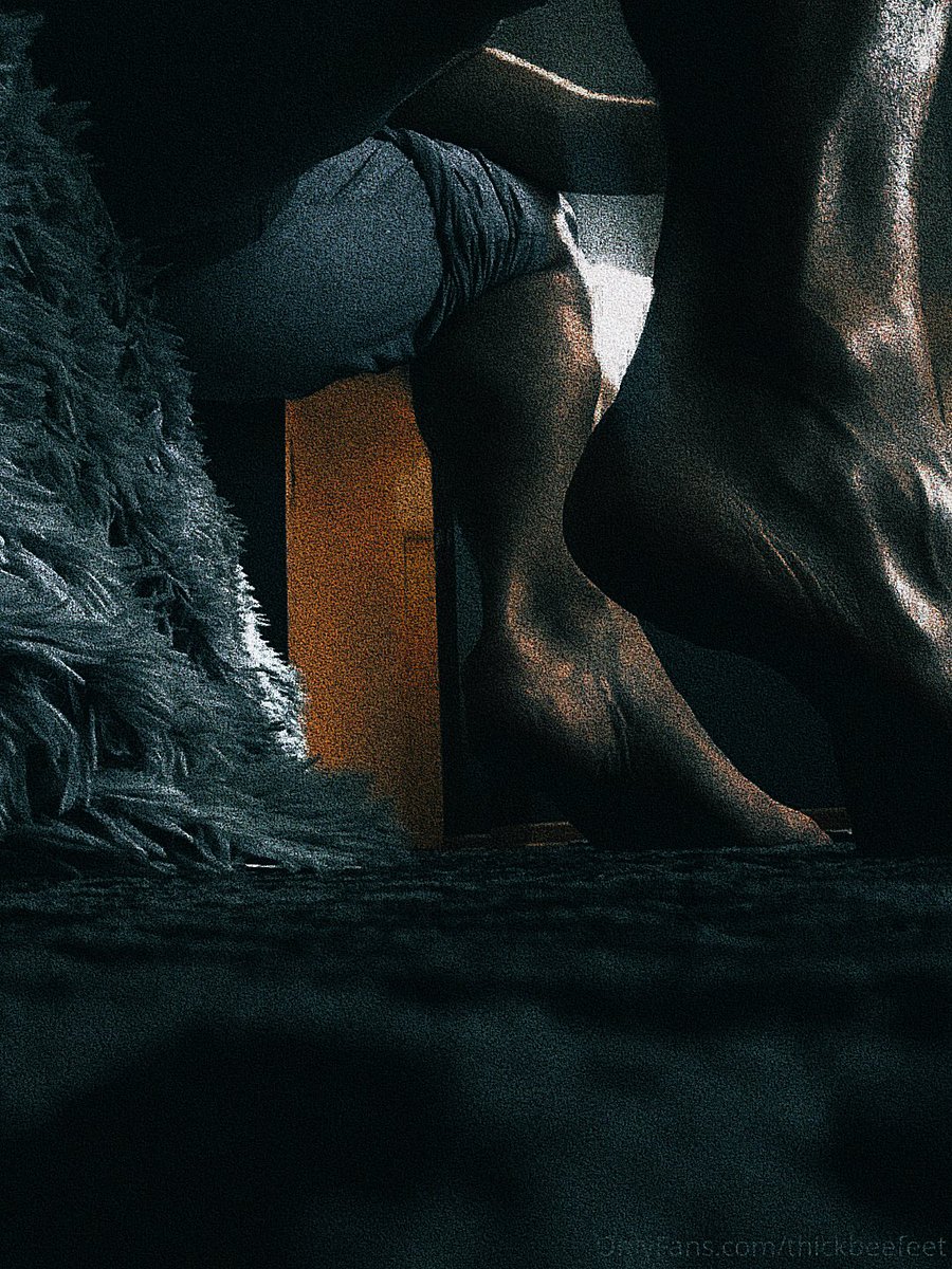 𝐏𝐎𝐑𝐍𝐒𝐓𝐀𝐑𝐋𝟎𝐑𝐃 ✦

I’m wide 𝓐wake and trying to lurch myself out of the bed.