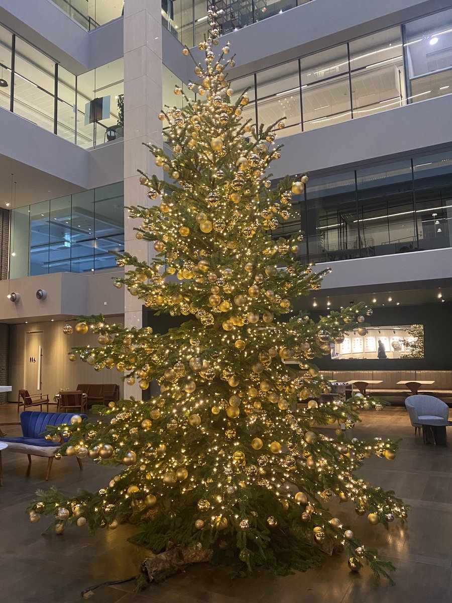 It’s starting to look a lot like Christmas at ⁦<a href="/GDSTeam/">GDS</a>⁩ Towers. Lovely 🎄