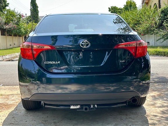 prinaketrading's tweet photo. 2018 Toyota Corolla LE
1.8l engine
70k miles
Key start
Touchscreen infotainment system
Rear view camera
Eco / Sport drive
Fog lamps
Price - GH₵145,000 pƐ 😀
#PrinakeTrading #YourCarPlug https://t.co/GidMsRt5Cd
