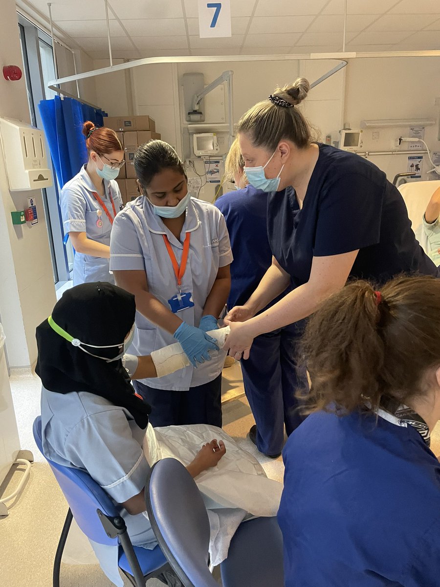 sjoconnor89's tweet photo. A busy few weeks in @RMCH_PED have meant I haven’t had chance to post about all things education! We’ve had our second cohort of B6s start their development programme and our new starters have been busy learning about minor injuries and plastering! #peducation #furtherlearning https://t.co/6hyrMrQcMl