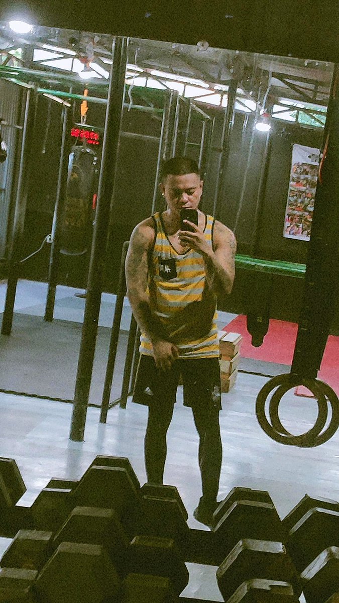 LPalambiano's tweet photo. Tuesday Grind ๐ช
#FitnessModeOn #FitnessMotivation
#FitnessGoals #RoadtoFit #PLHIVDIARIES #FITPLHIV #FITPOZ #POZLIFE https://t.co/ZtfHeV6Drs