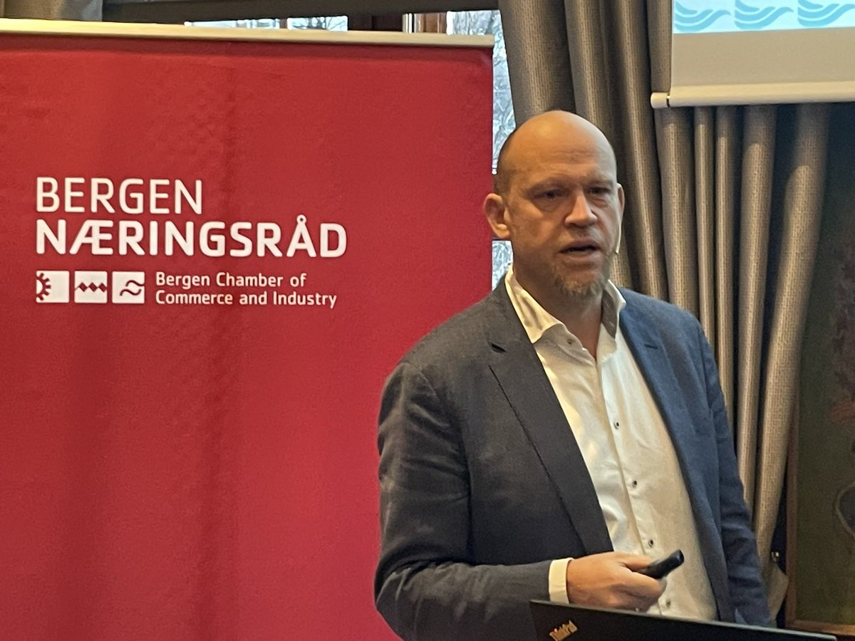 «Oppdretterne kunne ikke forvente grunnrenteskatt, siden de som nå innfører den lovet å ikke gjøre det» <a href="/KrHoaas/">Krister Hoaas</a> <a href="/BNmarit/">Marit Warncke</a> #BNmøter