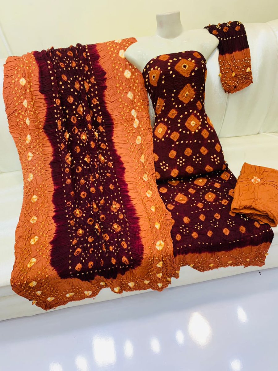 Inayafatima5's tweet photo. *🎊New Arrival New Design🎊* 
     Traditional Bahawalpuri  Hand made Chunri 
   *🥳4 piece suits🥳* 
      Shirt Dopatha &amp; Trouser with separate sleeves  
    *💫Fabric Lilan💫* 
   #Price  2000
#inaya_boutique_center 
#CashOnDelivery 
#For_orders
#WhatsAppNo 
03146357358 https://t.co/tRpJcPXGgX