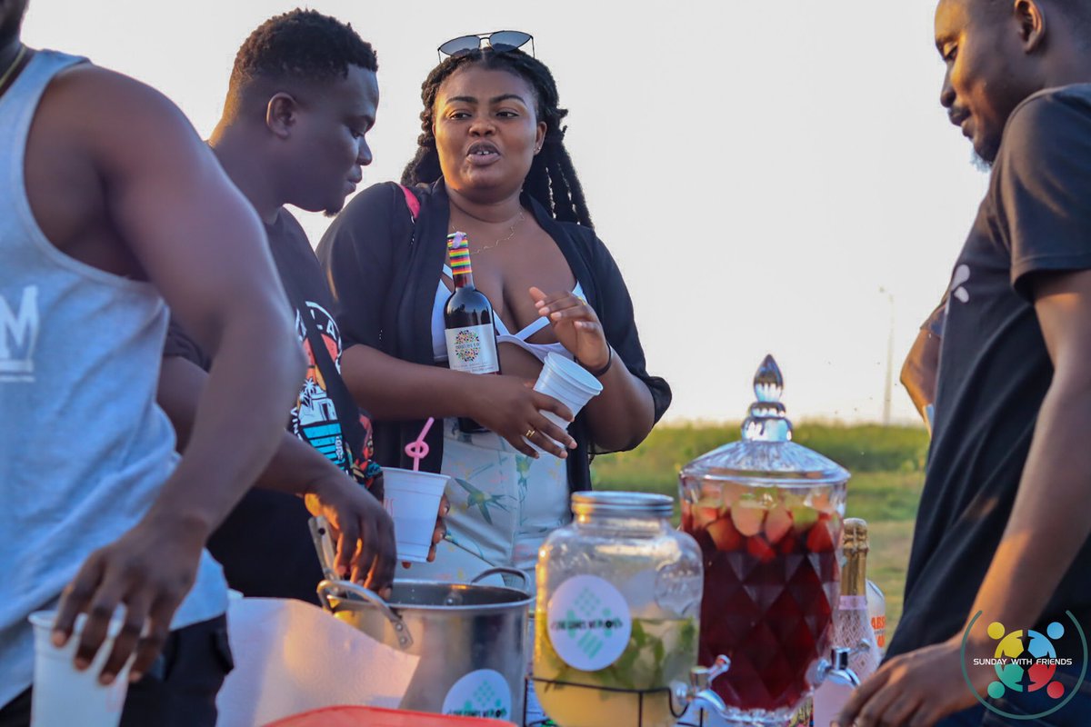 TheGamesWePlayy's tweet photo. Hangouts like these definitely make a great weekend.
See you at Sunday with Friends soon!
#Sundaywithfriends #thegamesweplay
Ken Ofori-Atta||Sarkodie||Welcome to Ghana||Vodafone||Nana Addo||Nasty C https://t.co/2KychGNfHb