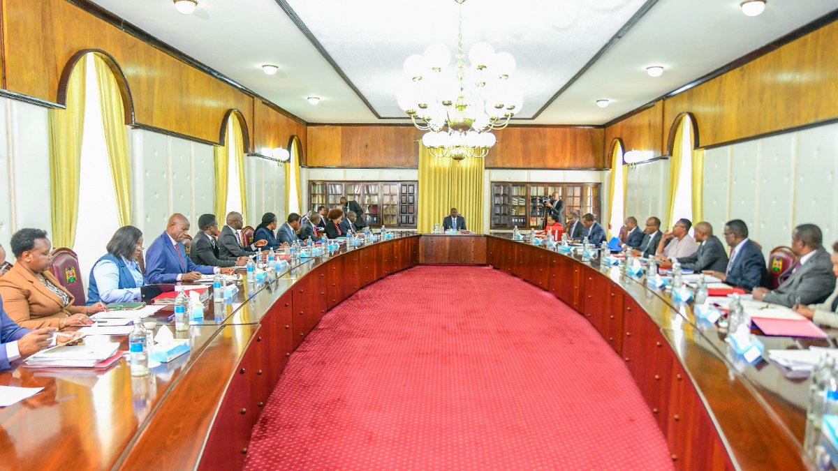 Chamgeifm1's tweet photo. In Pictures: President William Ruto chairs Cabinet meeting at State House, Nairobi. https://t.co/88KUFaU3ox