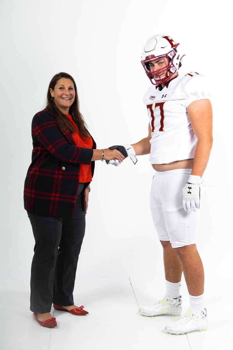 EvanSafreed's tweet photo. I had an amazing Official Visit  @elonuniversity!!! and just want to thank all the players and coaching staff for making me feel at home @timothyhogann @CoachAndyMarino @TonyTrisciani @CAY42 @ElonFootball https://t.co/trVdhZ2yfD