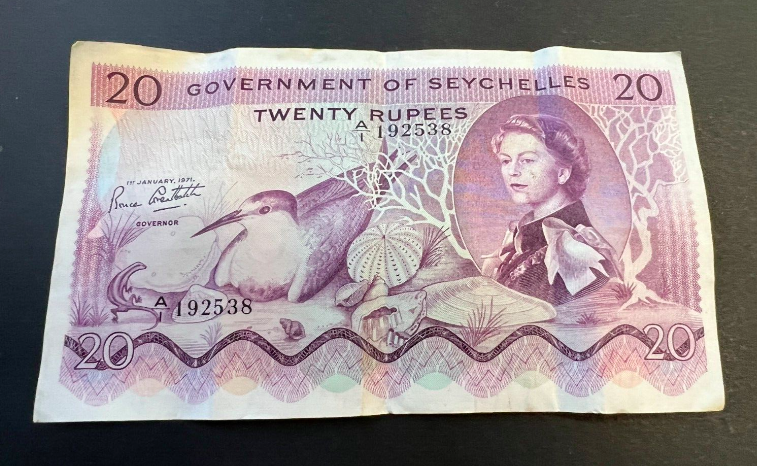 CavalierCoins's tweet image. Check out this, live on Auction now ends 11/12/22.
Unusual Collectable Seychelle 20 Rupee note 1971 (hidden message ) LOT: 1112-736 ebay.co.uk/itm/3047192627… 
#collectablebanknotes #papermoney #hiddenmessage #numismatics #seychellesrupees #unusualbanknotes