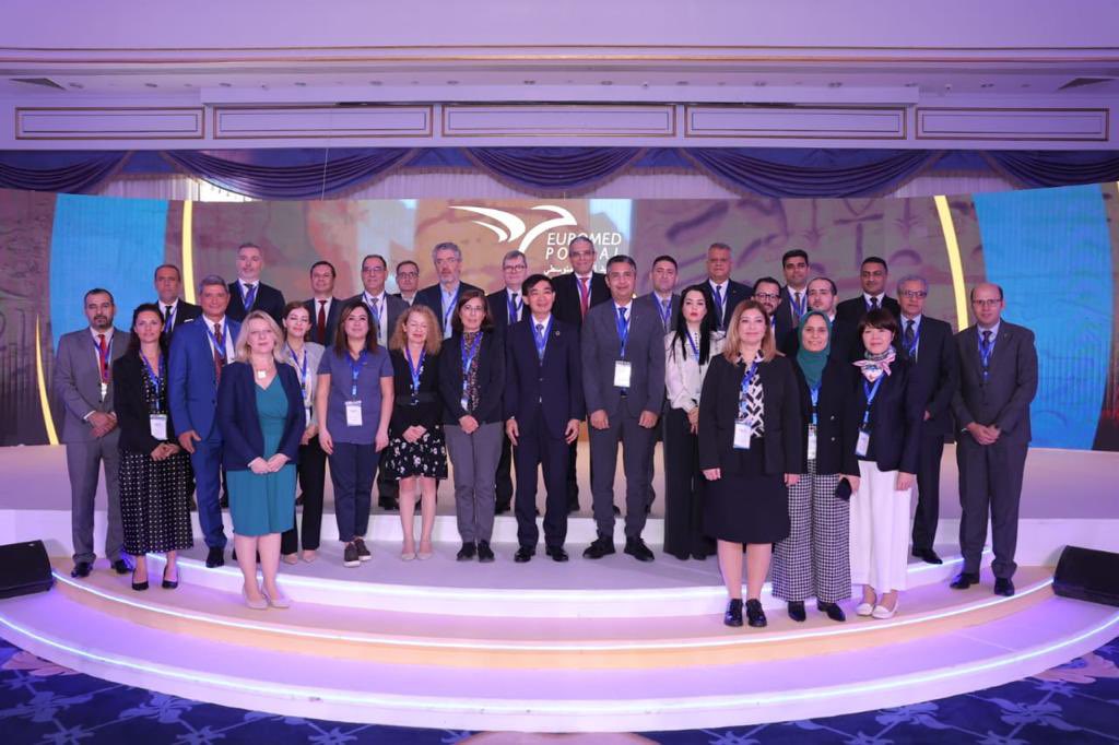 It is good to be physically together. We also would like to extend our thanks to Mr. Masahiko Metoki, Director General of UPU, for his kind participation in the General Assembly!