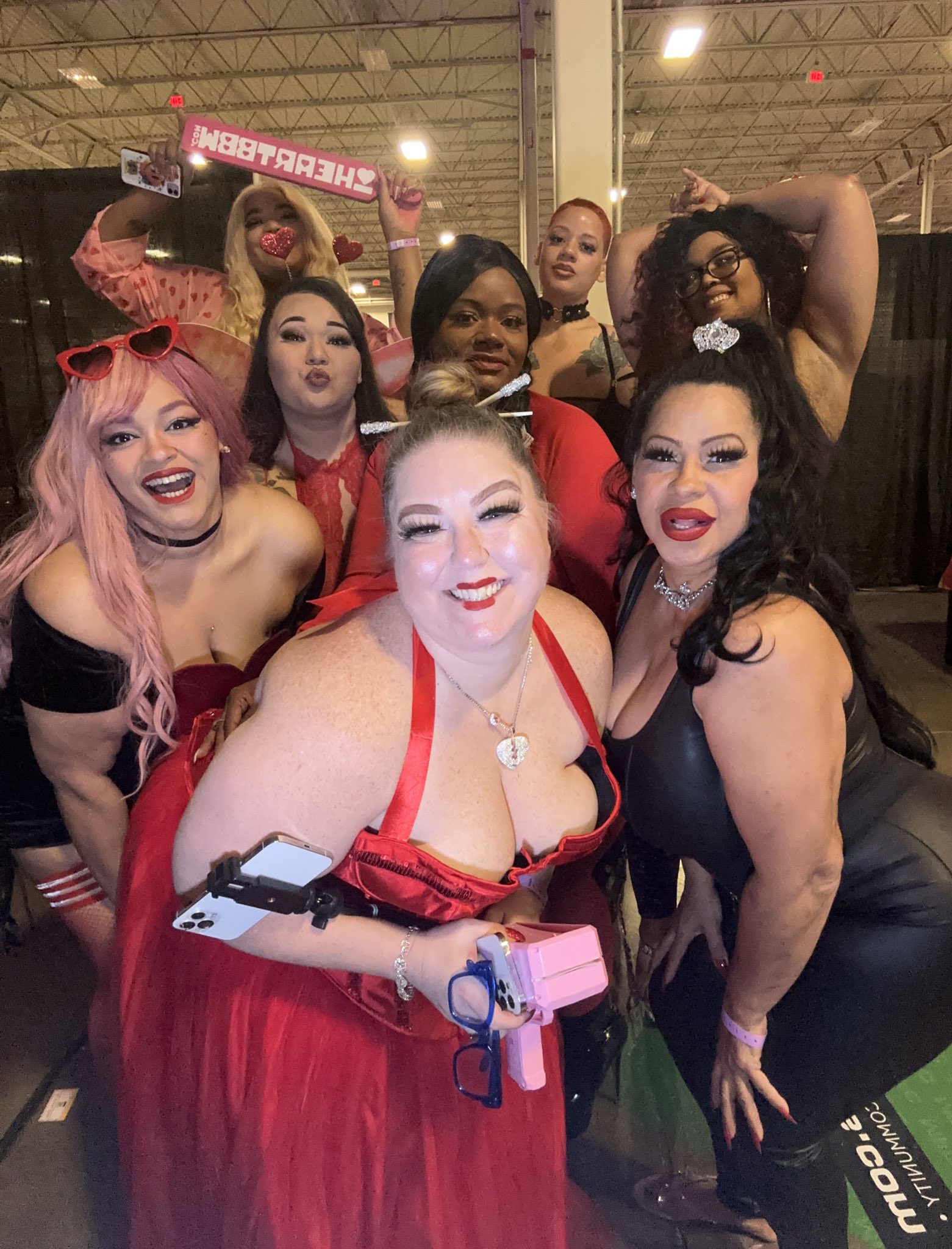 TW Pornstars - 💗 IHeartBBW.Com 💗. Twitter. The curvybbwfashionshow was a  success! For all those who. 10:00 AM - 6 Dec 2022