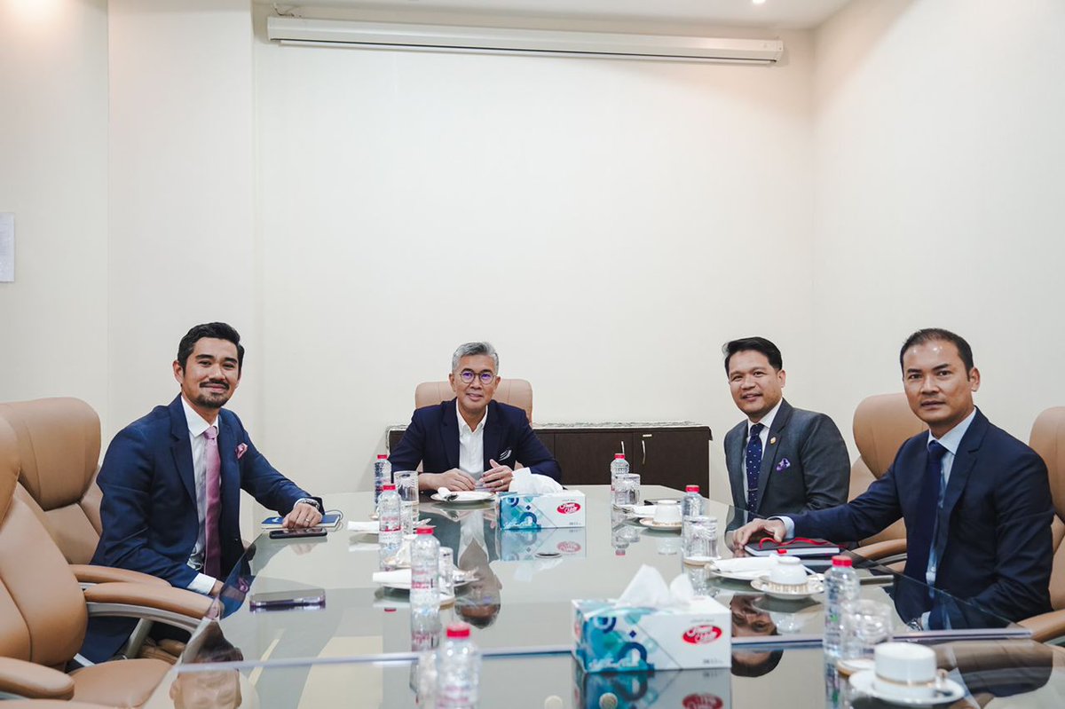 Antara peranan MIDA adalah untuk memudah cara pelaburan ke Malaysia. Misi MATRADE pula adalah untuk mempromosikan eksport Malaysia serta membolehkan lebih banyak syarikat tempatan meneroka pasaran global.