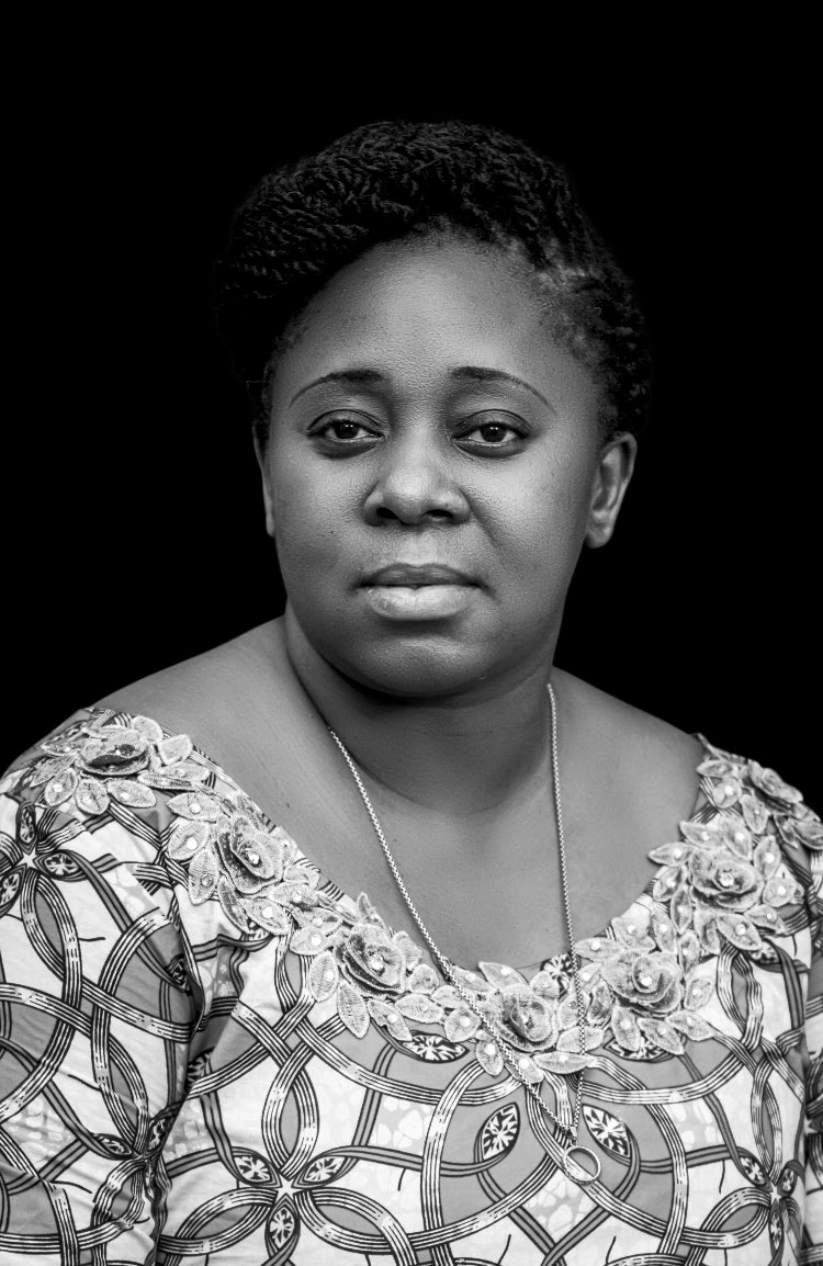 BelgiqueRDCongo's tweet photo. YVETTE MUSHIGO, Secrétaire Exécutive de la Synergie des Femmes pour la Paix et la Réconciliation des peuples des Grands-Lacs d’Afrique. Pour #16JoursdActivisme 🇧🇪 et @ProtectionInt mettent à l’honneur des femmes🇨🇩 défenseuses des droits humains #OrangeTheWorld https://t.co/vbDchIlXUk