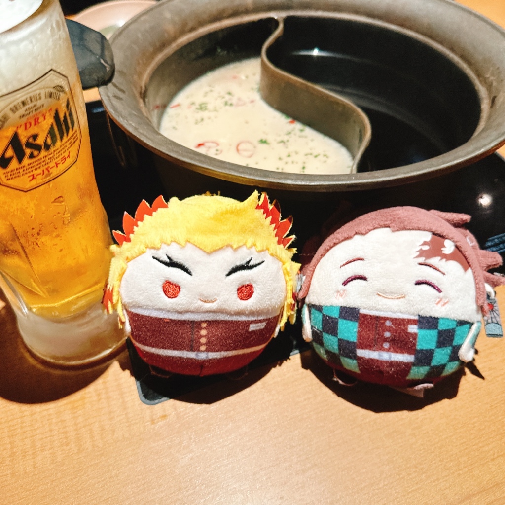 「誕生日だからといって調子に乗って飲みすぎるなよ小僧!! 」|きりこ🖊のイラスト