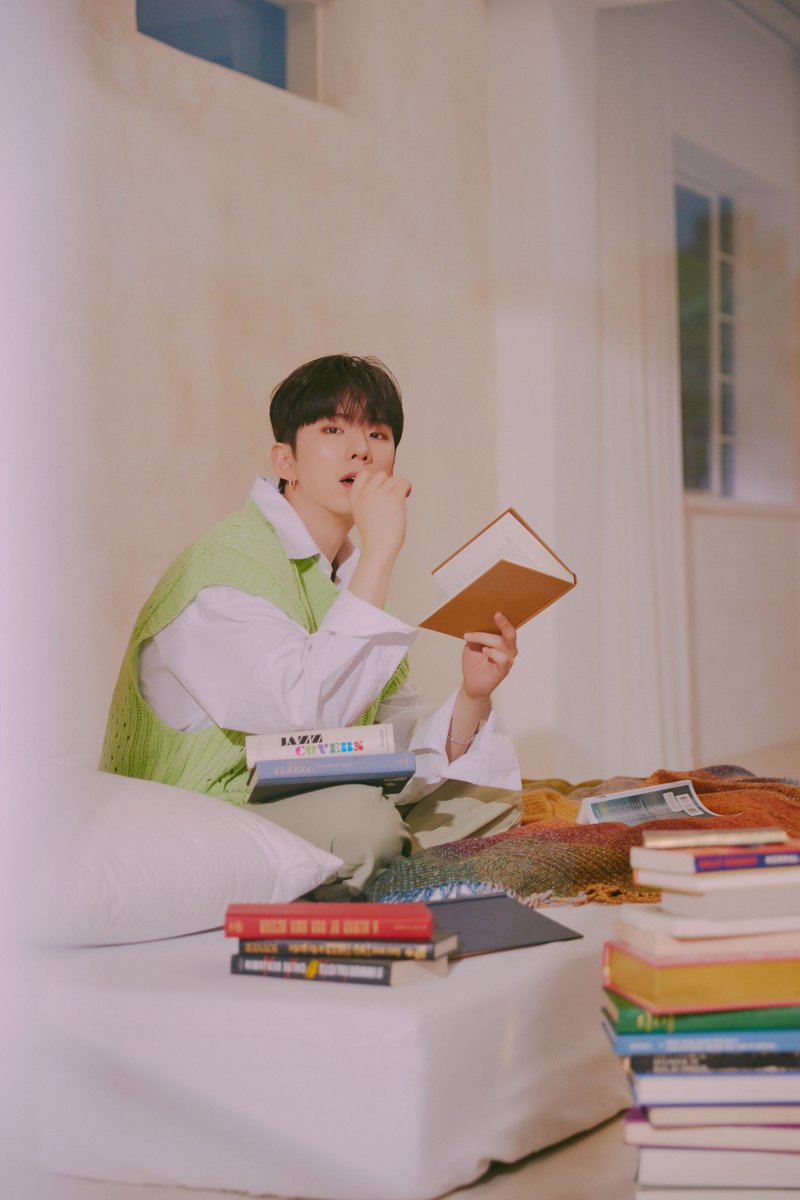 0514universe's tweet photo. [📸] THE READER - #KIHYUN https://t.co/BSNpKwsVFo