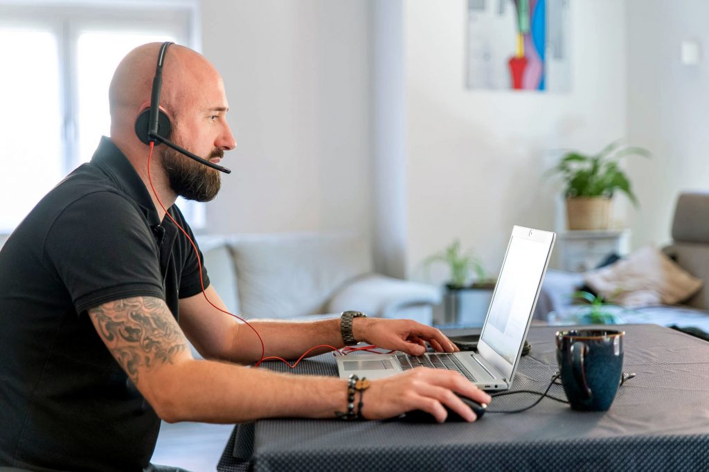 Agence_DMA's tweet photo. Hager explore dévoile sa nouvelle offre de formation dédiée aux professionnels de la filière électrique - https://t.co/WZRIyyd6Ws https://t.co/k7GprWgPNy
