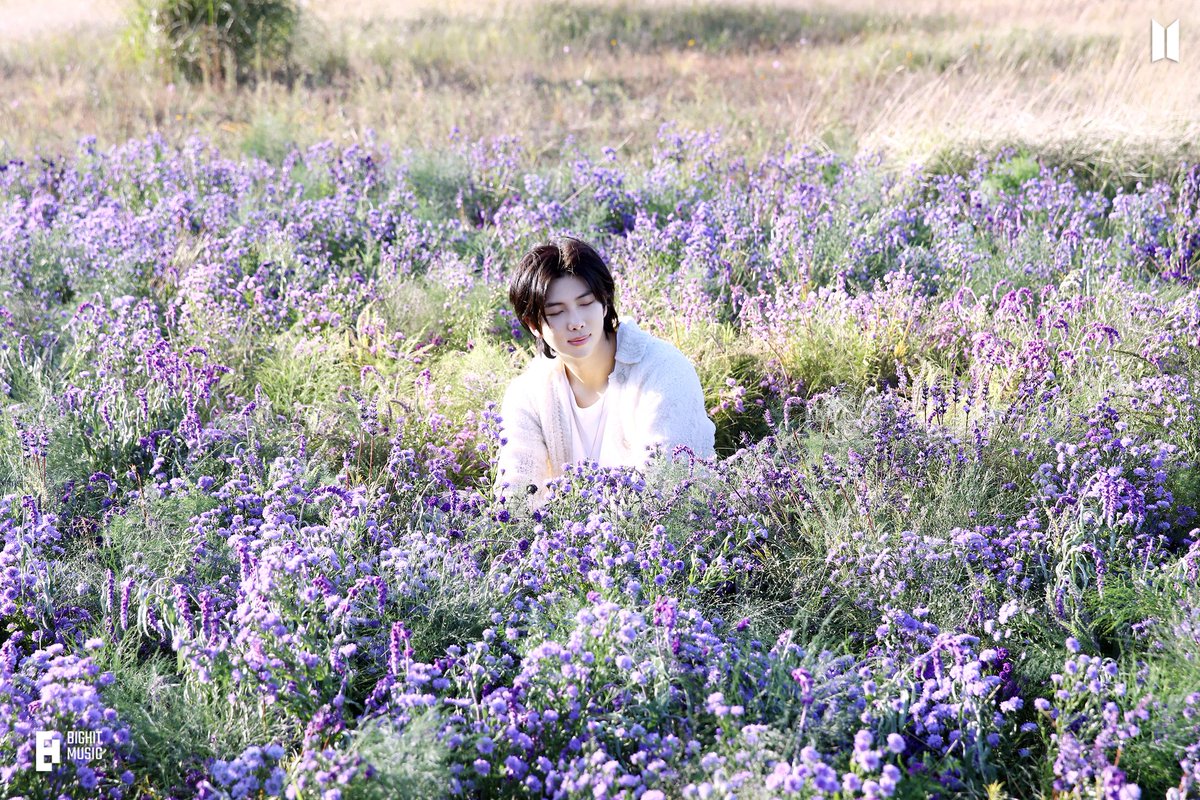 UniversBTS_'s tweet photo. [+] https://t.co/FRRSBYzIHP