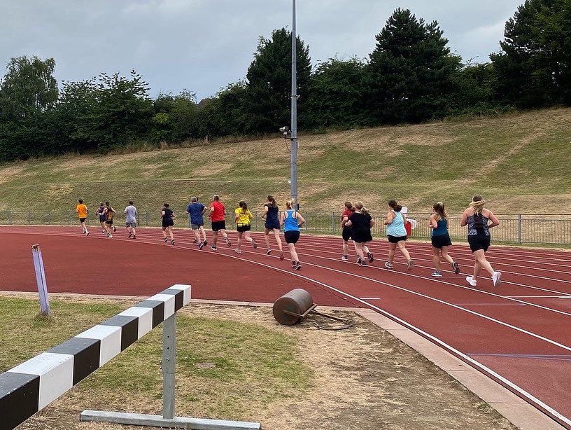 Dacorumtri's tweet photo. Coached run training is at Jarman Park Athletics Track this Wednesday evening at the usual time from 18:00-19:00. 🏃‍♂️ 🏃‍♀️ It will be very cold so bring some extra layers 🥶 
You can book your place below ⬇️ 
https://t.co/Efh989HadC https://t.co/l87QMNMW0k