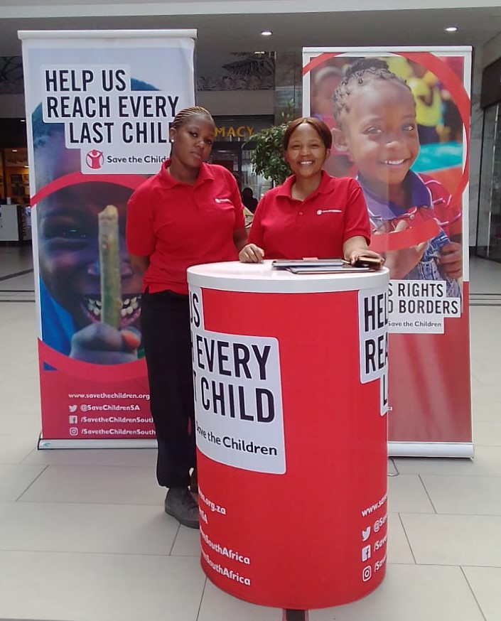 SaveChildrenSA's tweet photo. #ProtectTheMagic
This week our Face-to-Face Fundraising team is in Clearwater mall and Dainfern mall. They are super keen to chat to you on how you can light up a child’s life and bring back the wonder of the Holiday Season.
#HolidaySeasonCampaign
#BeAHero https://t.co/9iVlKo26RZ