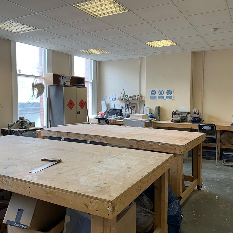 𝙰𝚛𝚝𝚒𝚜𝚝 𝙾𝚙𝚎𝚗 𝙲𝚊𝚕𝚕𝚜 tweet media