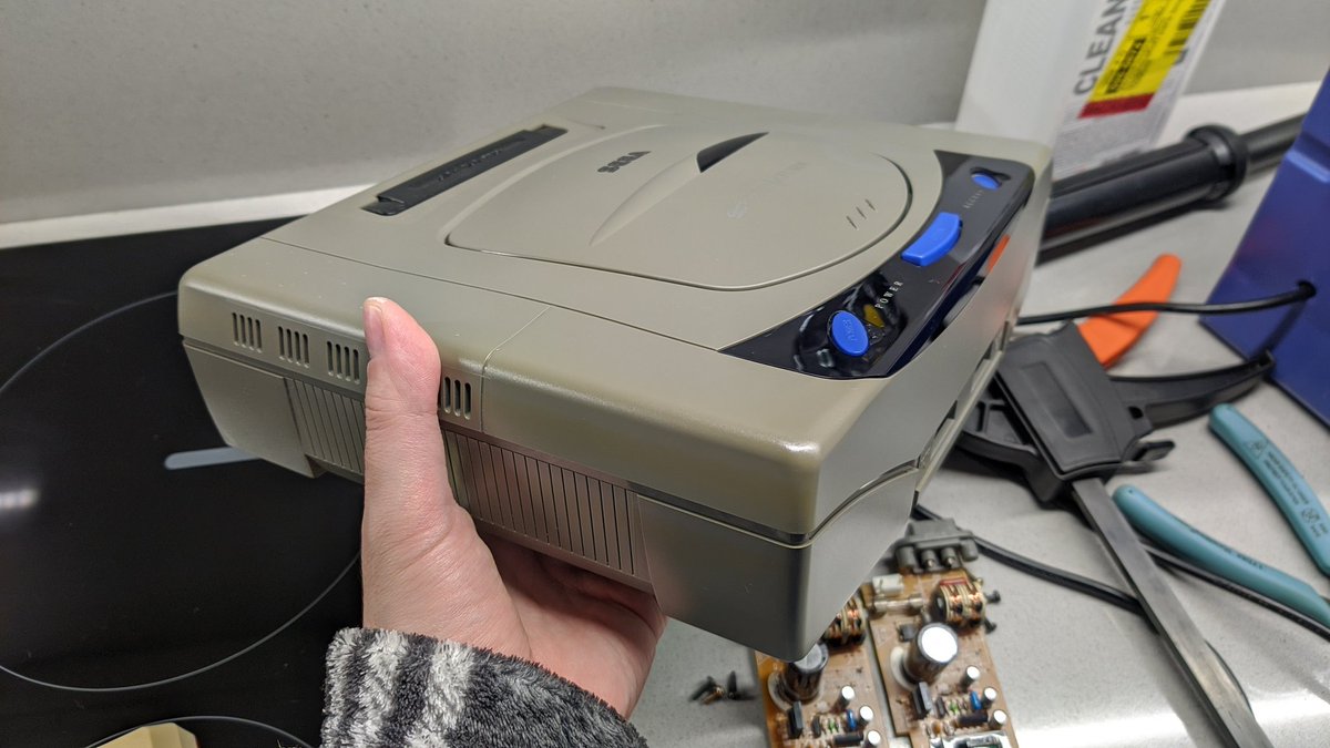 hitmanmcc's tweet photo. Another day, another shell restored. This time a Japanese model 1 #Sega Saturn. #RETROGAMING #retrobrighting https://t.co/LfMpNAyV13